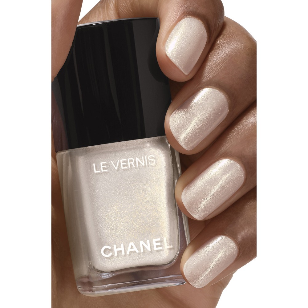ESMALTE DE U&Ntilde;AS DE LARGA DURACI&Oacute;N